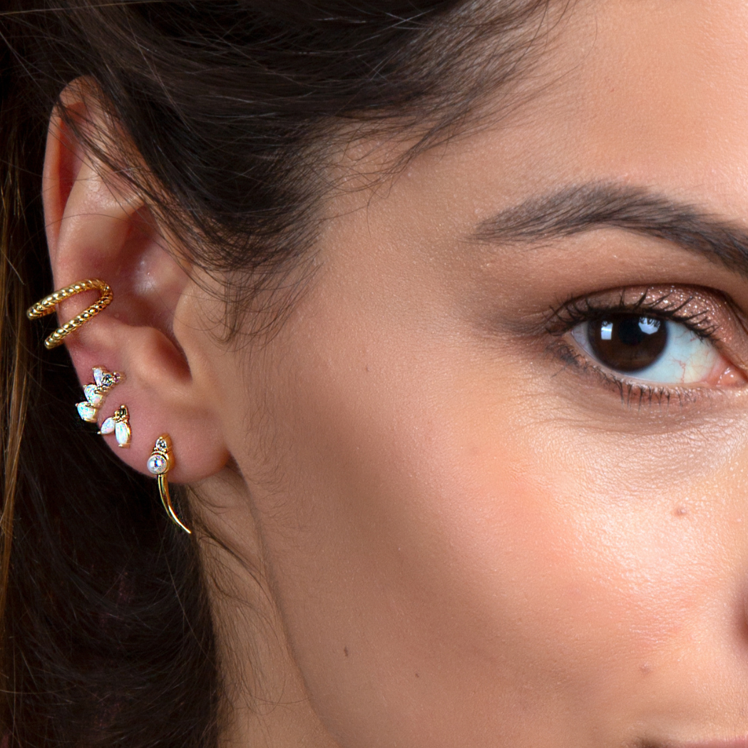 MILKY EARRINGS