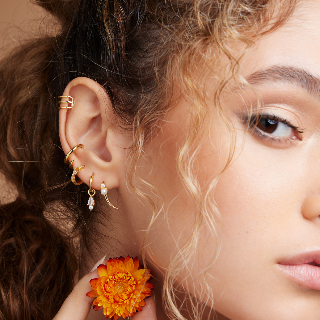 VINTAGE EARRINGS